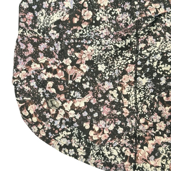 LULULEMON Speed Up Short 2.5" in Floral Spritz Multi / Black - Picture 8 of 12
